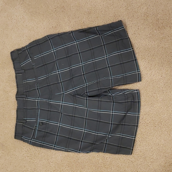 PGA Tour golf shorts - Picture 2 of 2